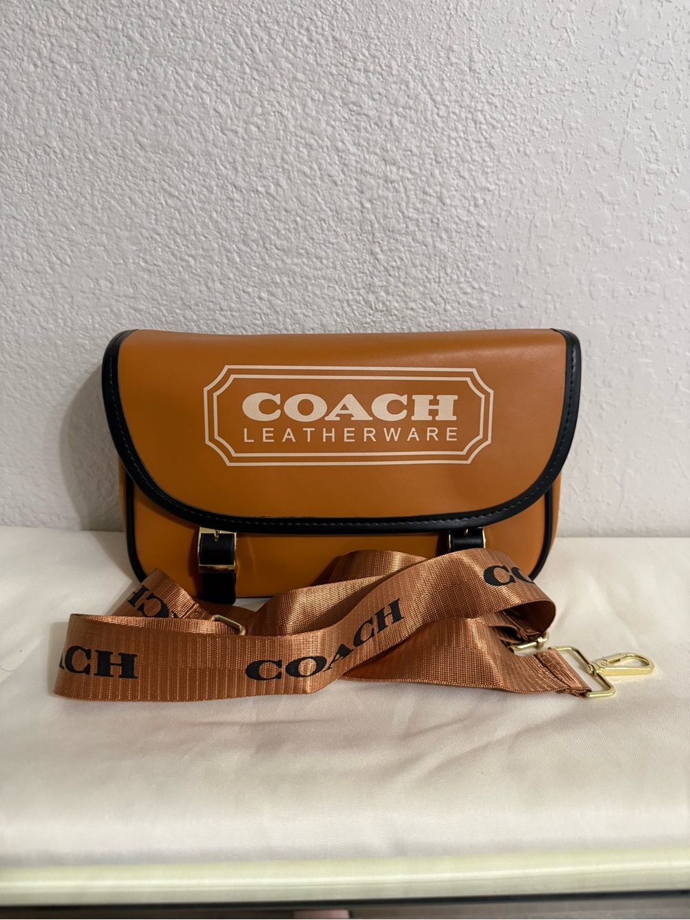 Coach Leatherware Tan & Black Crossbody with Logo Strap New